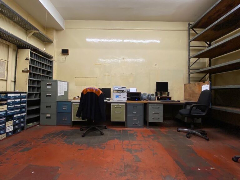 1970’s Old fashioned workshop & office image 32