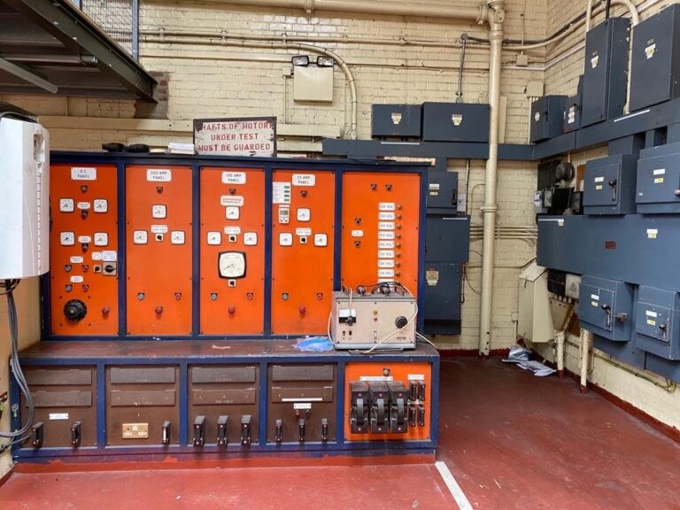 1970’s Old fashioned workshop & office image 46