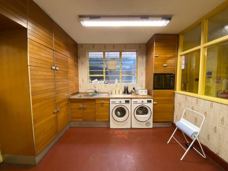 1970’s Old fashioned workshop & office image 71