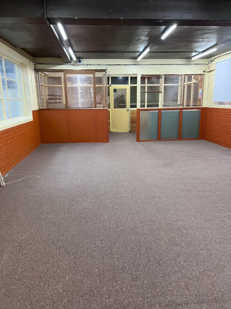 1970’s Old fashioned workshop & office image 99