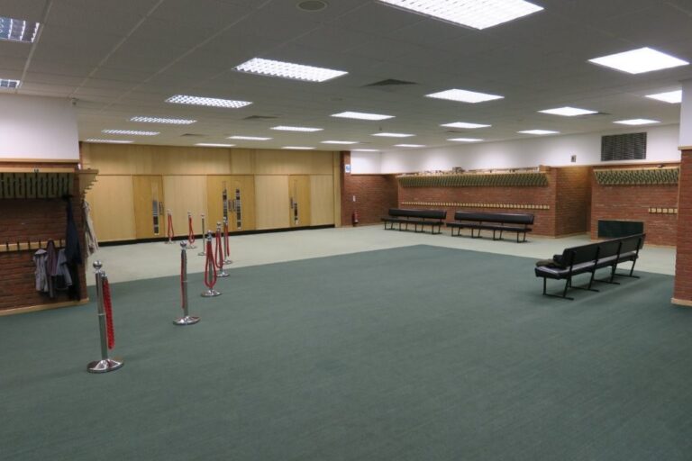 Large Meeting Hall Open Space image 2