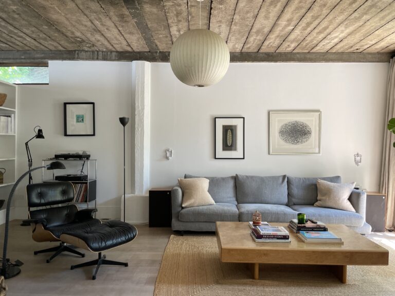 Charming Vestry Home in North West London image 12