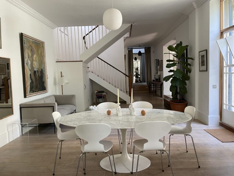 Charming Vestry Home in North West London image 23