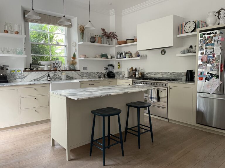 Charming Vestry Home in North West London image 28