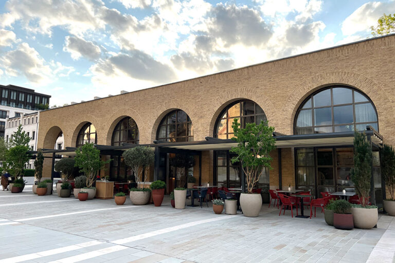 Spacious Restaurant & Bar in Central London image 1