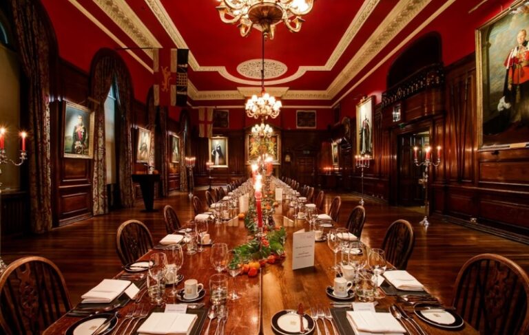 Elegant Central London Event Venue with 5-acre Garden image 6