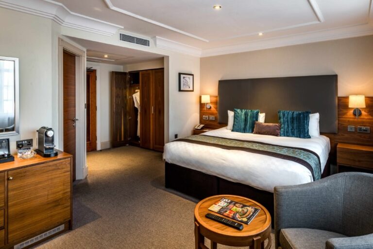 Hotel and Events Space in Marble Arch image 9