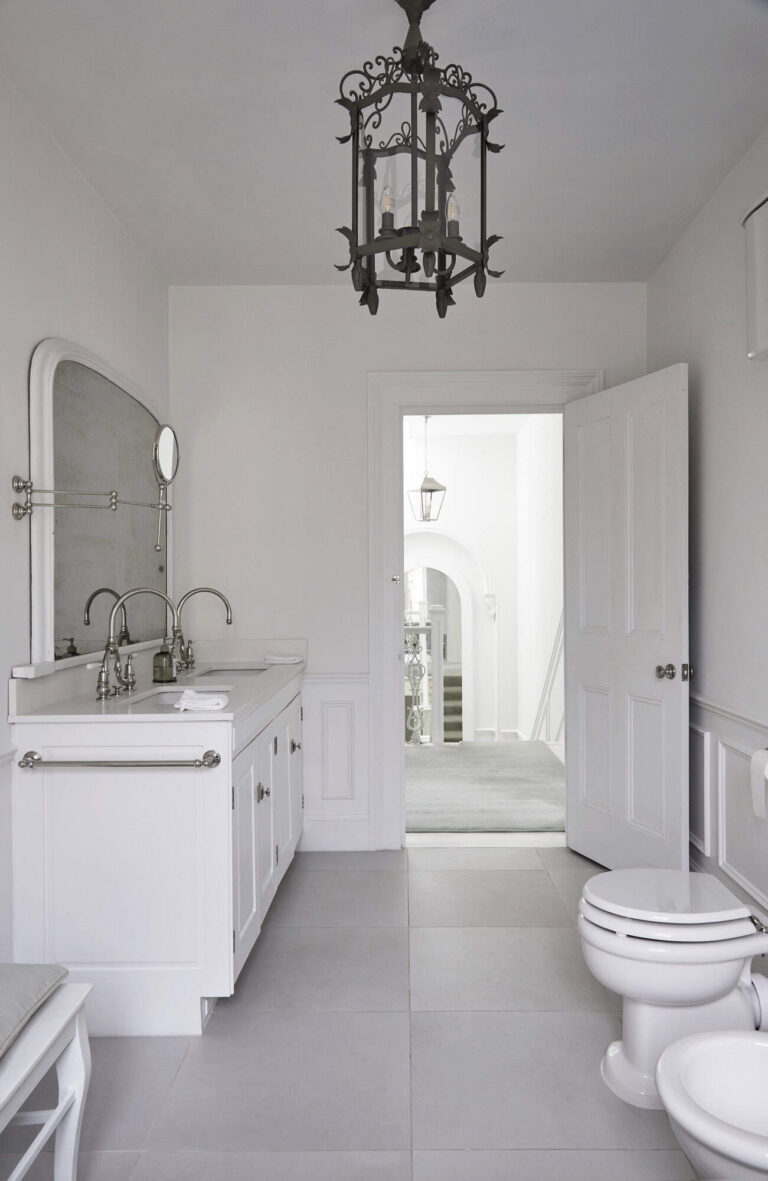 Charming Queen Anne Property in Shepperton image 41
