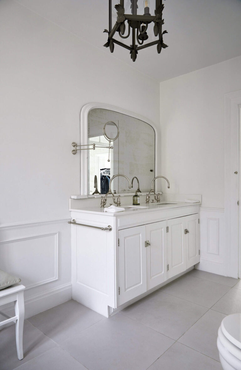 Charming Queen Anne Property in Shepperton image 42