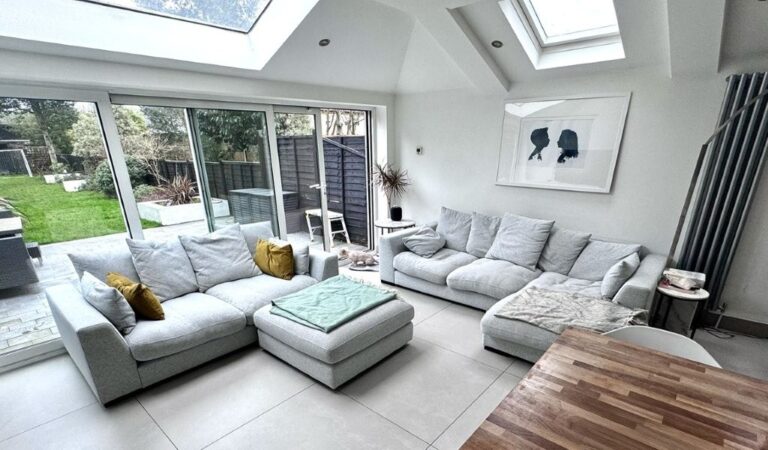 Victorian House in Wanstead image 10