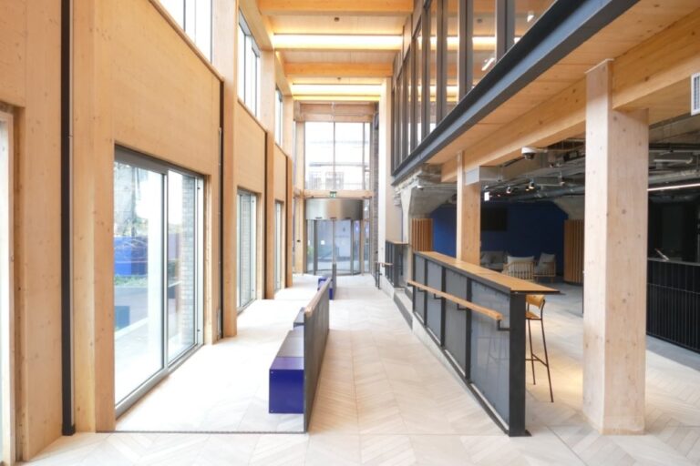 West London Offices by Canal image 4