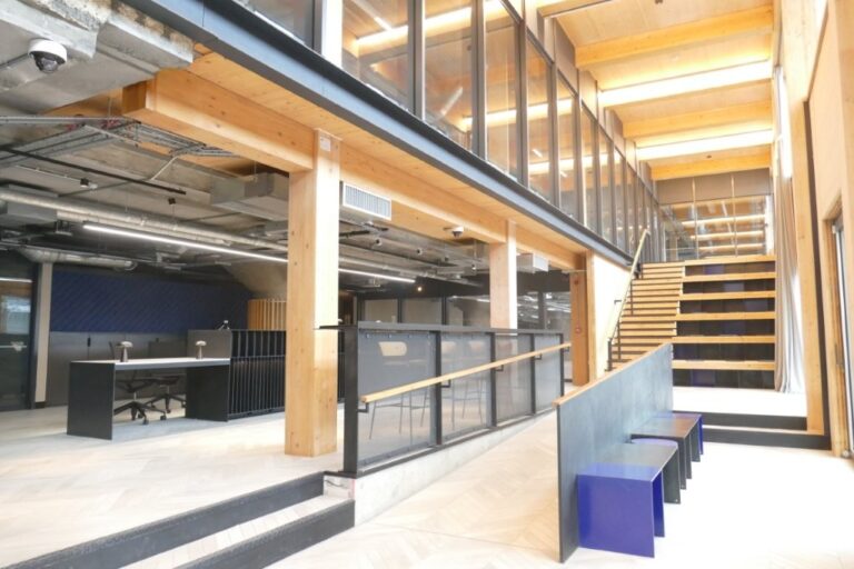 West London Offices by Canal image 5