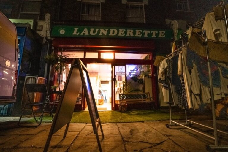 Stylish Laundrette in North London image 1