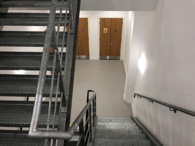 College with Hospital Cheat image 39