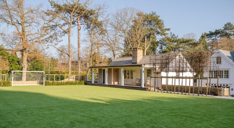 Hamptons Mansion in Surrey image 29