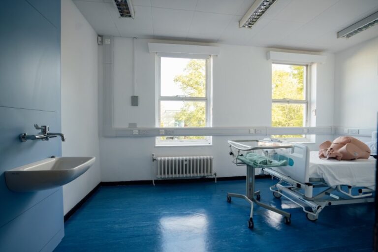 College with Hospital Cheat image 16