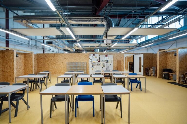 College with Various Spaces image 31