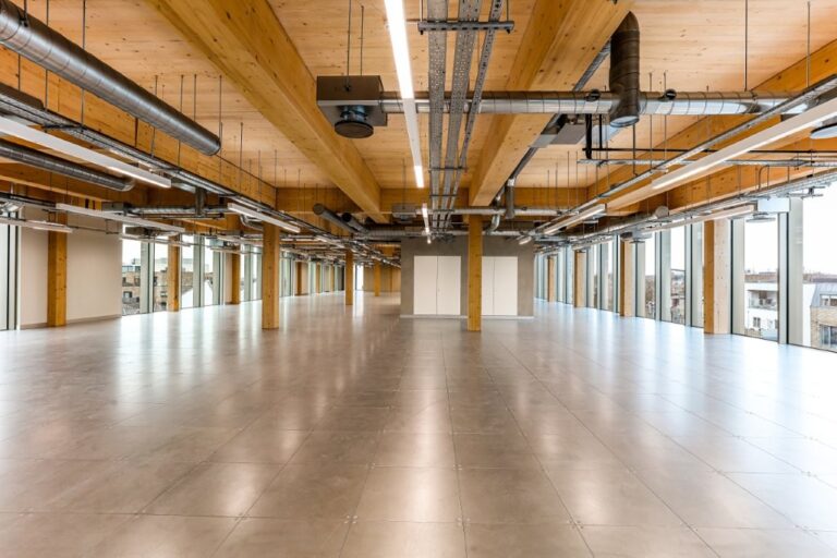 West London Offices by Canal image 12
