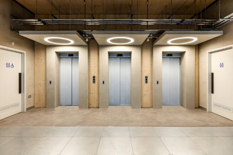 West London Offices by Canal image 6