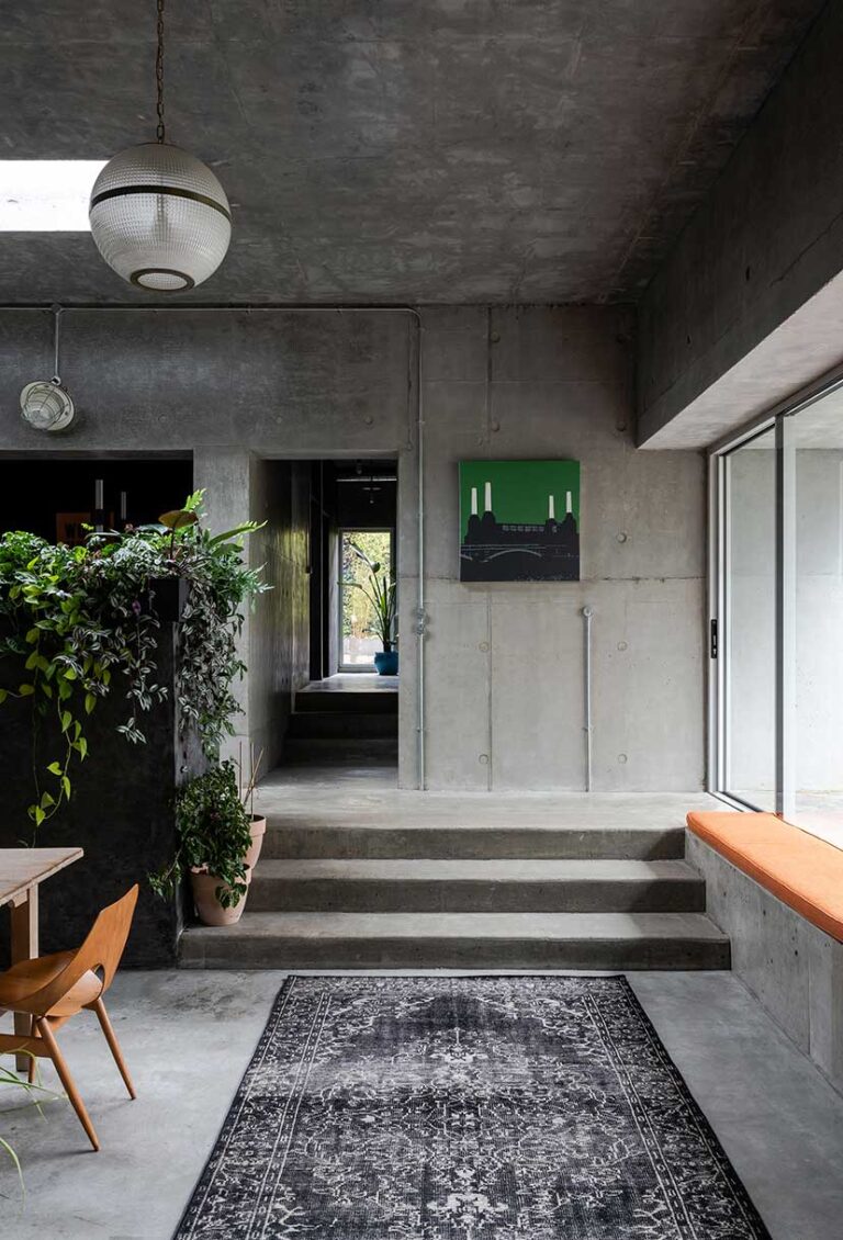 Modern Shoot & Event Residence with Parking image 17