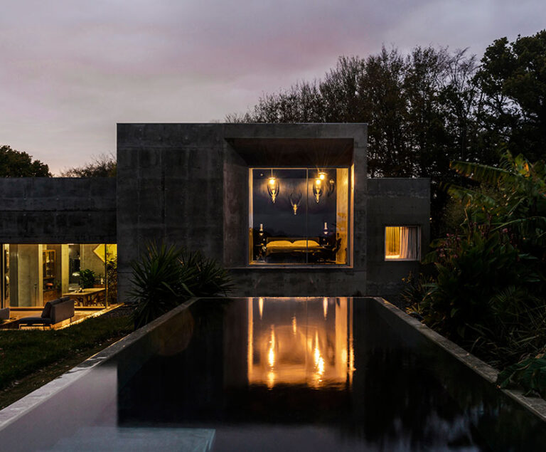 Modern Shoot & Event Residence with Parking image 5