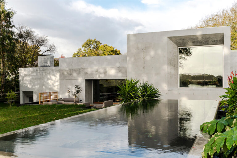 Modern Shoot & Event Residence with Parking image 6