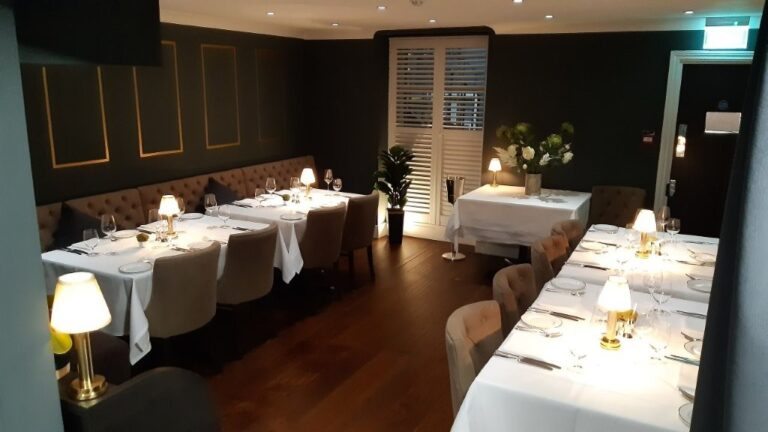 Charming Cosy Restaurant image 6