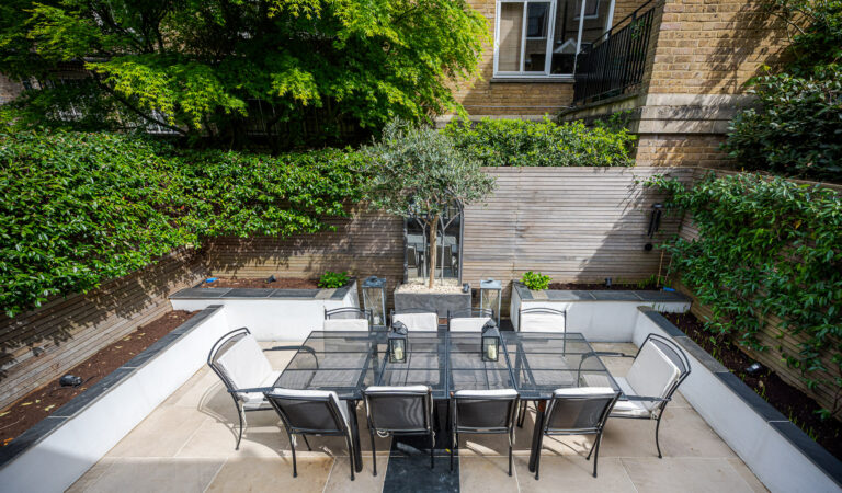 Grade II Listed Flat in South Kensington image 23