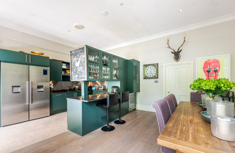 Grade II Listed Flat in South Kensington image 5