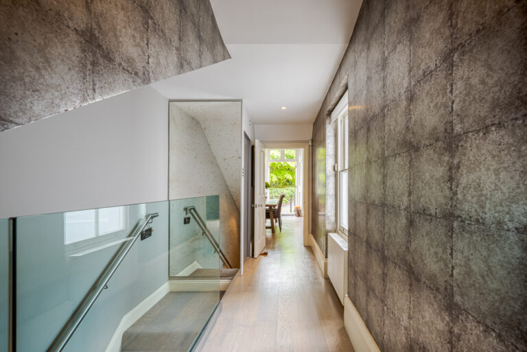 Grade II Listed Flat in South Kensington image 16