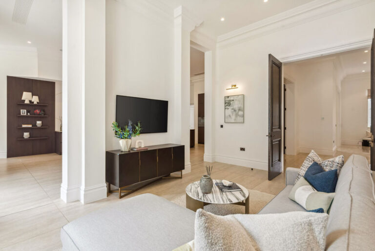 The Crown Estate Detached Home image 34