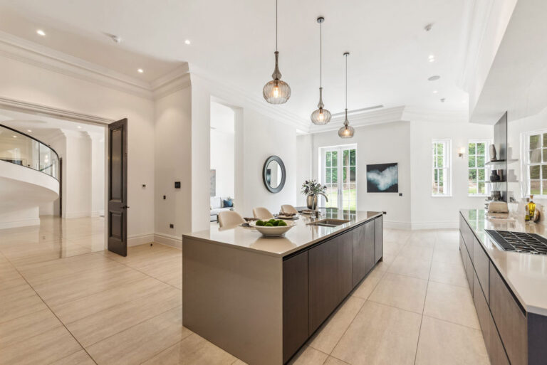 The Crown Estate Detached Home image 14