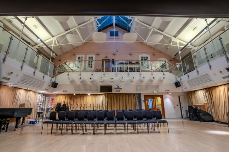 Central London Period School image 11