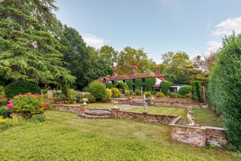 Grade II Listed House in Stanmore image 44