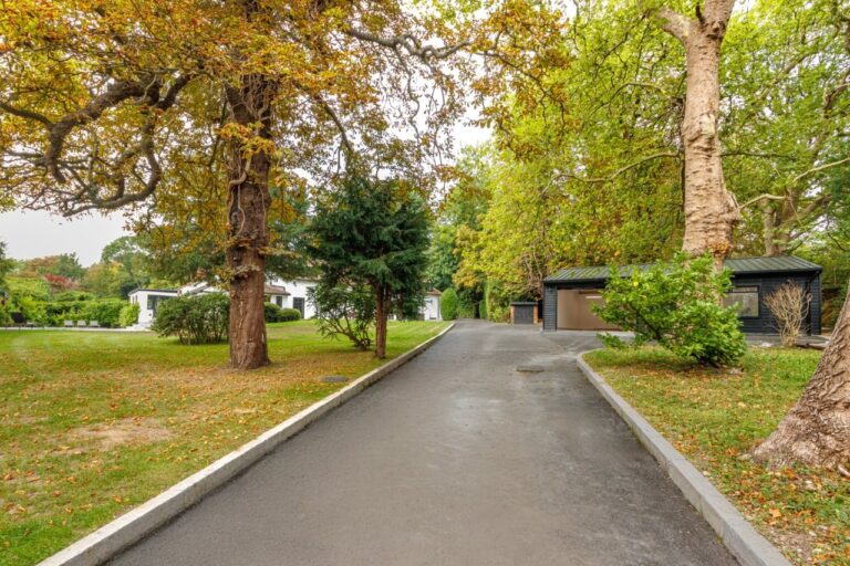 Grade II Listed House in Stanmore image 47