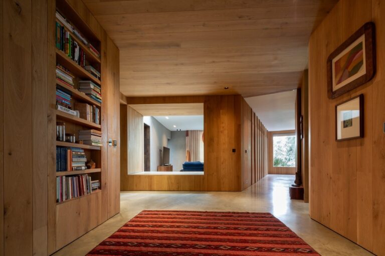 Converted Industrial Warehouse Property image 43