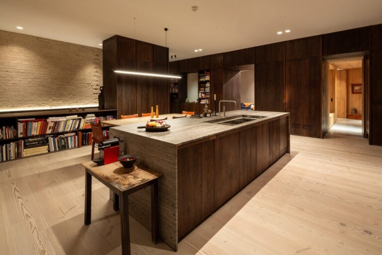Converted Industrial Warehouse Property image 5