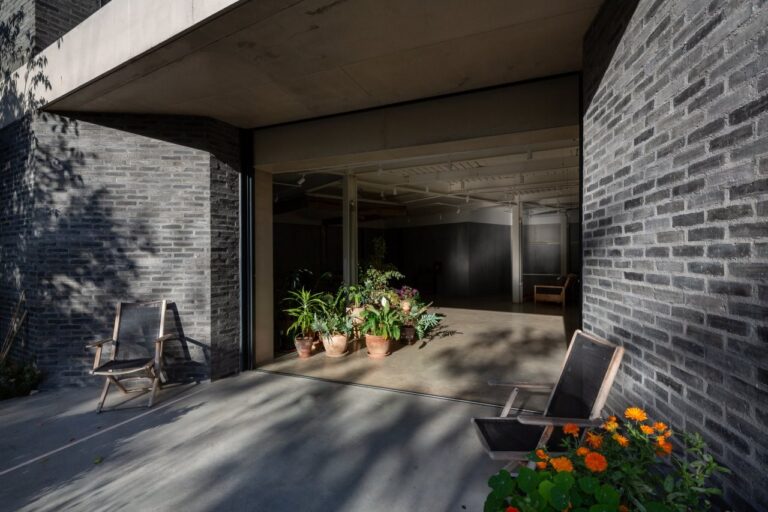 Converted Industrial Warehouse Property image 77