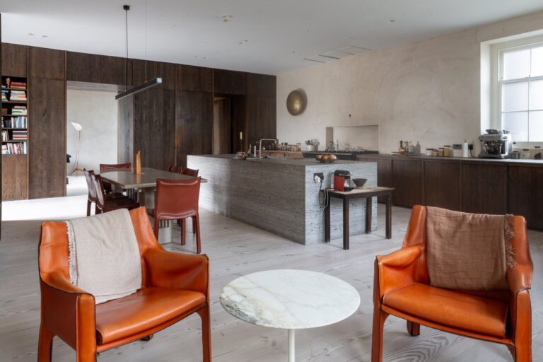Converted Industrial Warehouse Property image 20