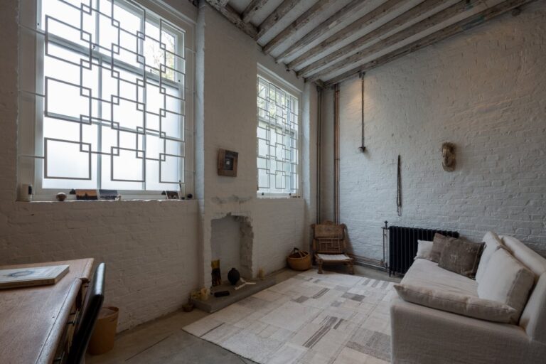 Converted Industrial Warehouse Property image 36