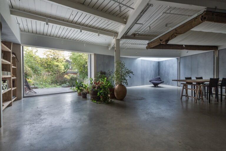 Converted Industrial Warehouse Property image 11